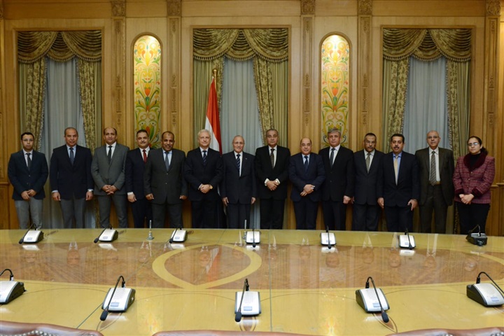 "العصار" و"المصيلحى" يشهدان توقيع مذكرة تفاهم مع شركة "سيلينجرو بروم" البيلاروسية