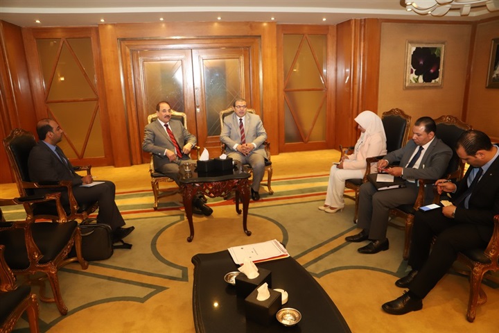 "سعفان" يبحث مع "حميدان" تطوير منظومة العمل البحرينية