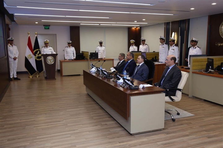 وزير الداخلية يتابع إجراءات تأمين سير الإستفتاء على التعديلات الدستورية من داخل قطاع الأمن العام