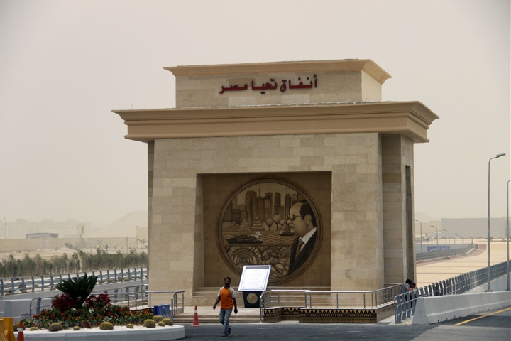 "مميش" يشهد التشغيل التجريبي لأنفاق الإسماعيلية "تحيا مصر"