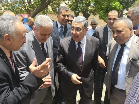 "شاكر" يتفقد ستاد القاهرة الدولي للاطمئنان على تأمين التغذية الكهربائية قبل انطلاق أمم إفريقيا غداً