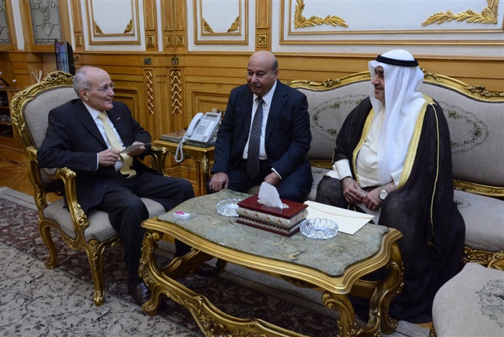 "العصار" يتلقى دعوة لحضور معرض الكويت الدولي للطيران 2020