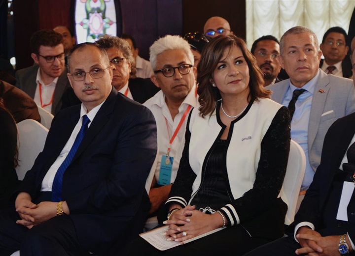 المؤتمر الأول للكيانات المصرية بالخارج يخصص جلستين لمناقشة الاستثمار المباشر وغير المباشر في مصر