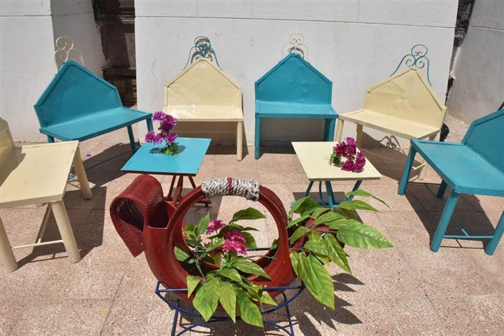 وزير التنمية المحلية ومحافظ أسيوط يفتتحان معرض منتجات مدارس التعليم الفني 