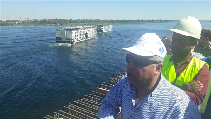 وزير النقل يتابع تنفيذ 4 محاور على النيل بمحافظتي أسوان وقنا بإجمالي تكلفة 5.7 مليار جنيه 