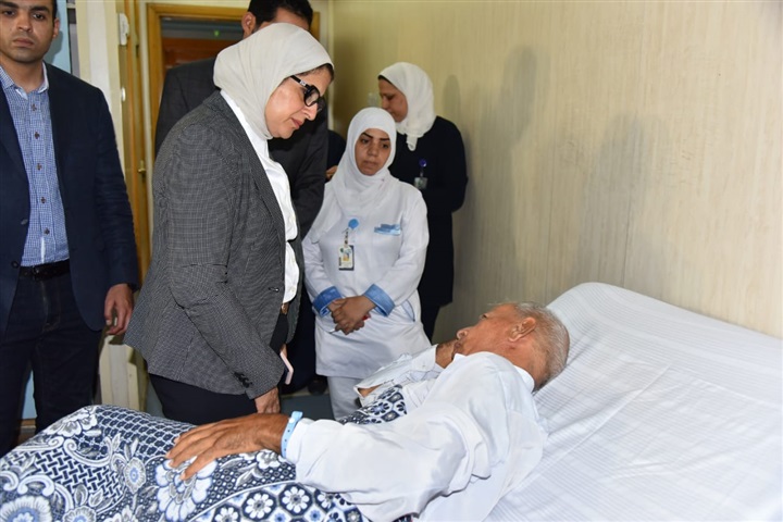 وزيرة الصحة: 20 حالة وفاة بينهم 4 مجهولين وكيس أشلاء و47 مصاباً في حادث معهد الأورام