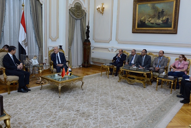 "العصار" يبحث مع سفير الصين سبل تعزيز التعاون المشترك