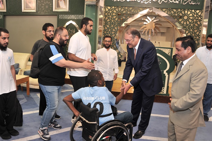 السفير السعودي يستقبل أعضاء بعثة نادي القصيم "لذوي الإعاقة" السفير السعودي يستقبل أعضاء بعثة نادي القصيم "لذوي الإعاقة"