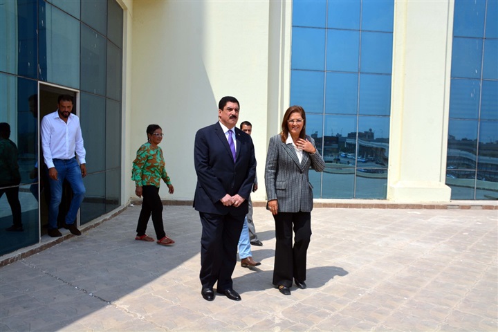 وزيرة التخطيط تتفقد أكبر مستشفي للأطفال في الشرق الأوسط بشبرا الخيمة 