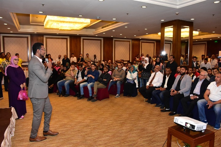 "الأسرار الـ 7 للثراء السريع".. اكتشافات في عالم الأستثمار