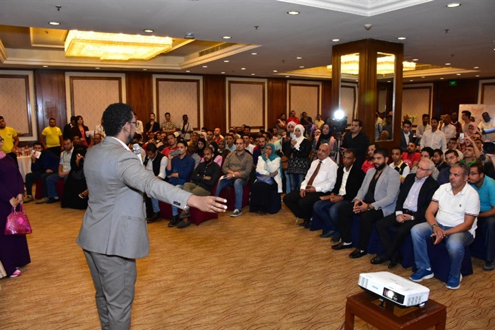 "الأسرار الـ 7 للثراء السريع".. اكتشافات في عالم الأستثمار