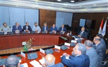 وزير النقل يجتمع مع شركة 