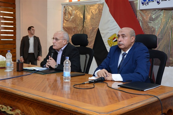 عمال الإنتاج الحربي يؤكدون التفافهم حول القيادة السياسية                                                                      