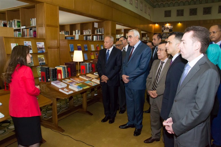 الجامعة العربية تُهدي مكتبة جامعة "الموصل" العراقية أكثر من 3 آلاف كتاب الجامعة العربية تُهدي مكتبة جامعة "الموصل" العراقية أكثر من 3 آلاف كتاب