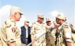 وزير الدفاع يشهد إجراءات التفتيش ورفع الكفاءة القتالية لإحدى تشكيلات المشاه الميكانيكى بالمنطقة المركزية