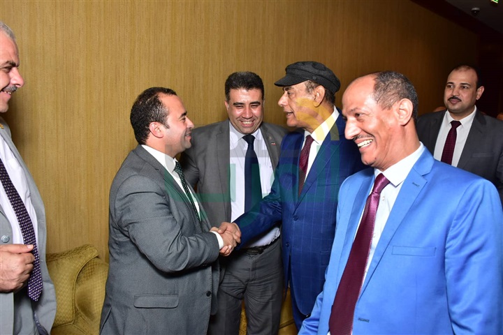 إطلالة ساحرة لنجوم الفن خلال فعاليات الأسبوع الكويتي الـ12