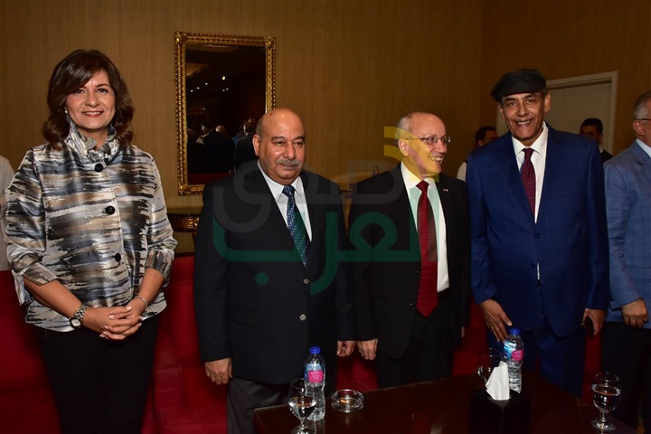 إطلالة ساحرة لنجوم الفن خلال فعاليات الأسبوع الكويتي الـ12