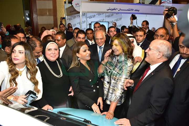 لمسة إنسانية في الأسبوع الكويتي الـ12 من وزير المالية