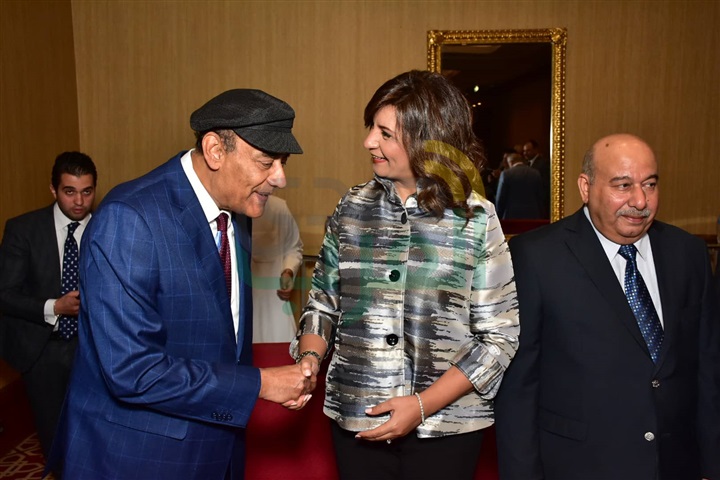 لمسة إنسانية في الأسبوع الكويتي الـ12 من وزير المالية