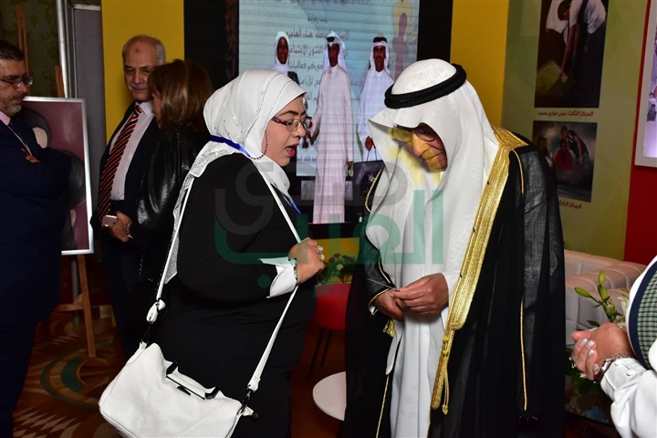 لمسة إنسانية في الأسبوع الكويتي الـ12 من وزير المالية