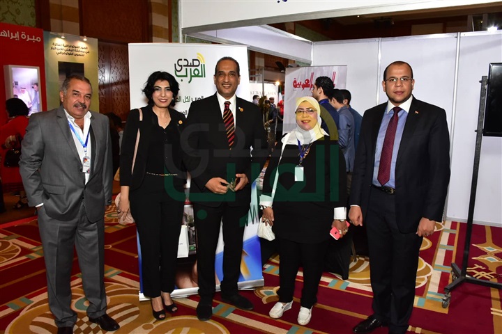 لمسة إنسانية في الأسبوع الكويتي الـ12 من وزير المالية