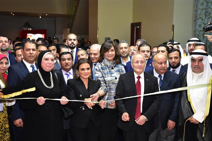  وزيرة الاستثمار تفتتح الأسبوع الكويتى الـ12 بحضور وزيرا الإنتاج الحربي والهجرة  