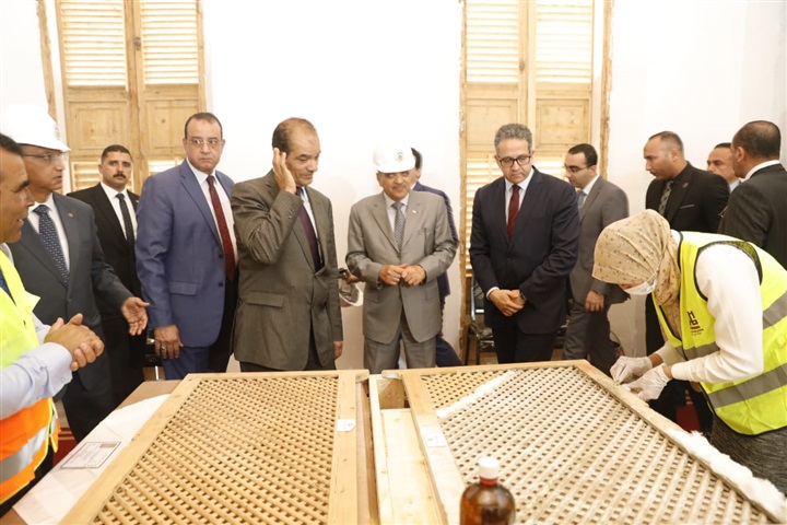 مشاركة وزير الآثار في الاحتفال بمرور 150 عام علي افتتاح قناة السويس 