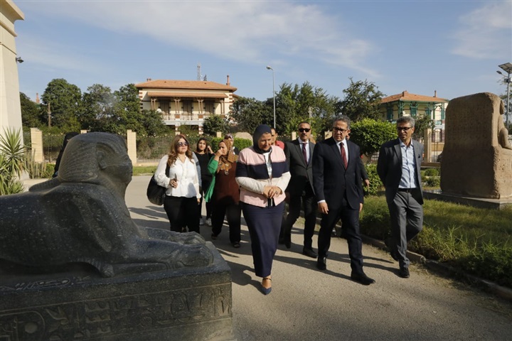 مشاركة وزير الآثار في الاحتفال بمرور 150 عام علي افتتاح قناة السويس 