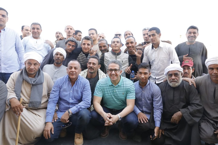 وزير الآثار يعلن عن كشف آثري جديد بمنطقة سقارة الآثرية