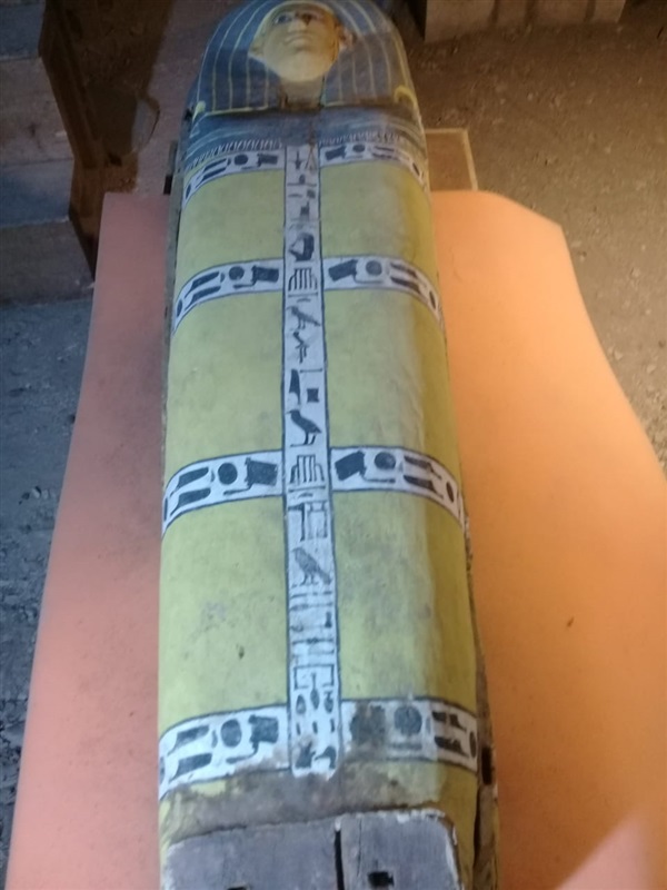 الكشف عن ثلاث توابيت خشبية بمنطقة آثار العساسيف بالقرنة