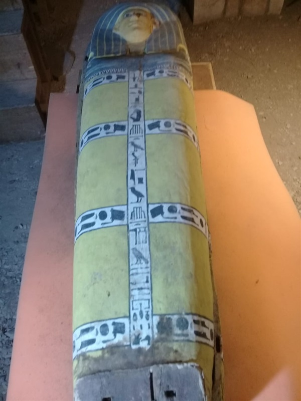 الكشف عن ثلاث توابيت خشبية بمنطقة آثار العساسيف بالقرنة