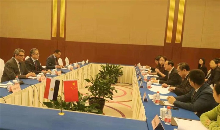 وزير الآثار ولقاءات ثنائية مع اليونان والصين بكين لمحاربة الإتجار في الآثار