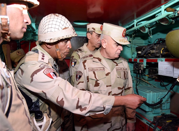 رئيس الأركان يتفقد مشروع مراكز القيادة "إعصار 58"