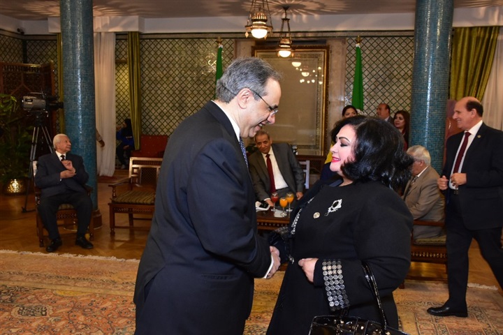 رئيس الوزراء الأسبق: القانون وحده لا يجعل المجتمعات تزدهر 