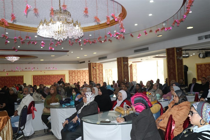 انطلاق دورة استراتيجيات الأمن القومي الأولى للمعلمين بالتعاون مع أكاديمية ناصر العسكرية   