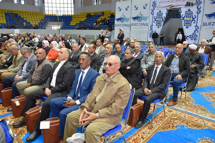 الفريق أسامة ربيع يُكرم قيادات هيئة قناة السويس والعاملين المُحالين للتقاعُد