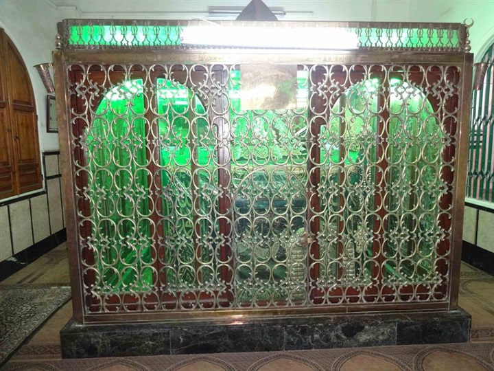 مسجد ومقام السيد الحسن الأنور " الأكبر " وابنه زيد أخو السيدة نفسية رضي الله عنهم ، بالقاهرة - مصر.. مسجد ومقام السيد الحسن الأنور " الأكبر " وابنه زيد أخو السيدة نفسية رضي الله عنهم ، بالقاهرة - مصر..