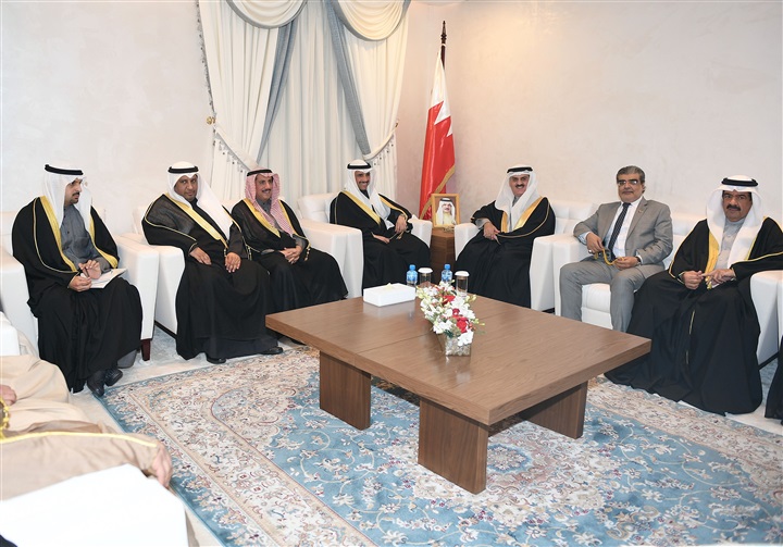 رئيس مجلس الامه الكويتى يعقد مباحثات رسمية مع نظيره البحريني