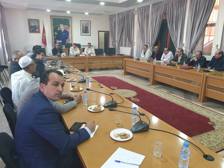 ترتيبات كأس العالم ساتوك للأيتام على مائدة اجتماع محافظة تيزانيت بتواصل مع شيخة آل ثانى