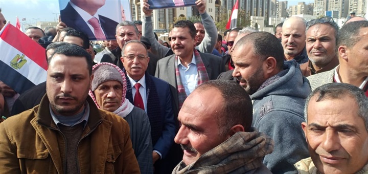 بالصور.. مسيرة حاشدة للعاملين بشركة الدلتا للسكر بإستاد القاهرة للمشاركة في احتفالية دعم الدولة