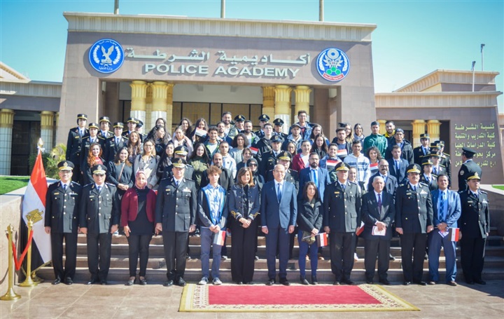 أكاديمية الشرطة تستقبل وفد شبابي من أبناء الجيل الثاني والثالث المصريين في بالخارج في حضور السفيرة نبيلة مكرم