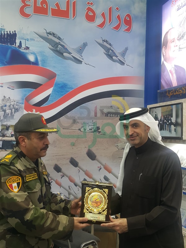 سفير البحرين يزور جناح المملكه بمعرض القاهرة الدولي للكتاب سفير البحرين يزور جناح المملكه بمعرض القاهرة الدولي للكتاب