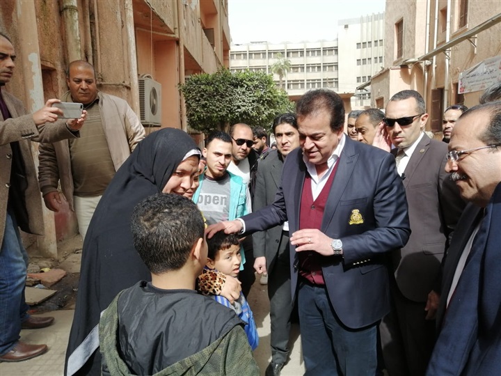 وزير التعليم العالي في جولة تفقدية لمستشفيات جامعة طنطا