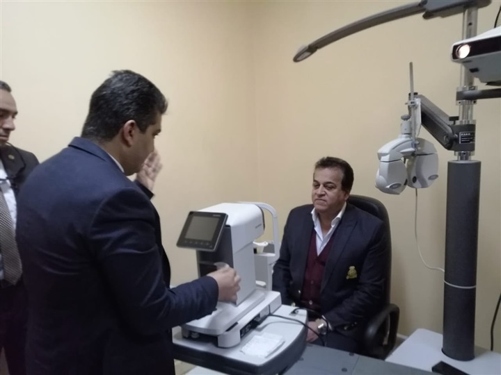وزير التعليم العالي في جولة تفقدية لمستشفيات جامعة طنطا