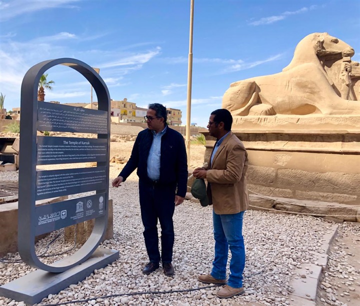 وزير السياحة والآثار يتفقد أعمال مشروع الهوية البصرية بمعابد الأقصر والكرنك