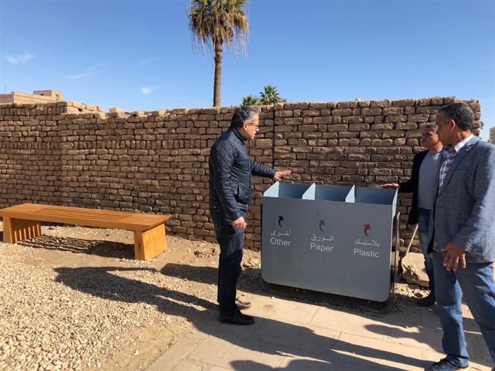 وزير السياحة والآثار يتفقد أعمال مشروع الهوية البصرية بمعابد الأقصر والكرنك