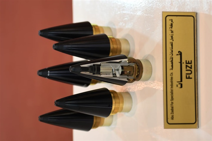 الرئيس السيسى يفتتح مصانع جديدة بالإنتاج الحربى ويتفقد المدرعة "سينا 200"