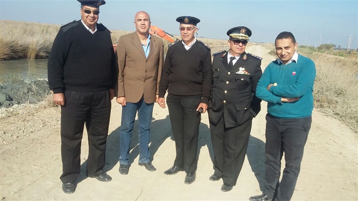 إزالة التعديات على بحيرة مريوط بناءً علي توجيهات من محافظ الاسكندرية 