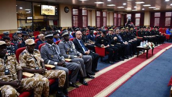 بالصور.. أكاديمية الشرطة تحتفل بتخريج دورتين تدريبيتين من الكوادر الأمنية الأفريقية