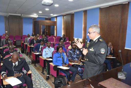 بالصور.. أكاديمية الشرطة تحتفل بتخريج دورتين تدريبيتين من الكوادر الأمنية الأفريقية